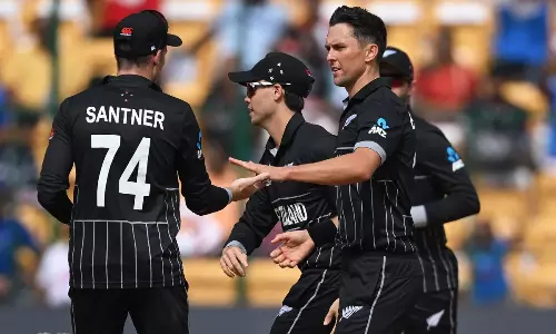 நியூசிலாந்து அபார பந்துவீச்சு: இலங்கை 171 ரன்களுக்கு ஆல் அவுட்