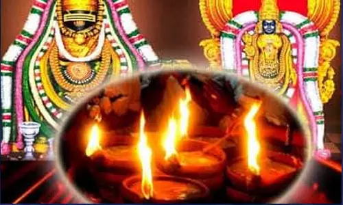 அதிசயத் திருவிளக்குகள்!