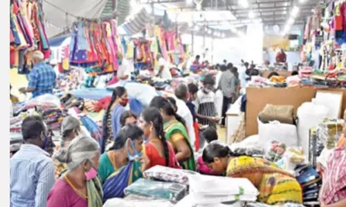 விருதுநகரில் களை கட்டிய தீபாவளி வியாபாரம்