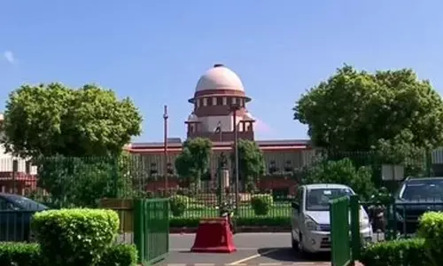 நெருப்புடன் விளையாடுகிறீர்கள் - பஞ்சாப் கவர்னருக்கு சுப்ரீம் கோர்ட் கண்டனம்