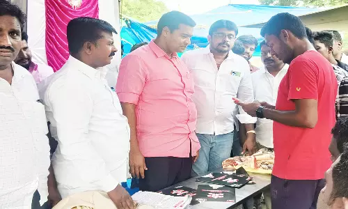 நீட் விலக்கு கையெழுத்து இயக்கம்