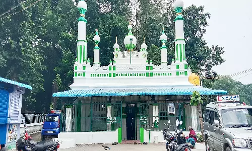 வேலூரில் பரபரப்பு தர்காவில் கொள்ளை முயற்சி