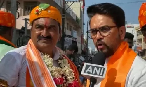 காங்கிரஸ், பிஆர்எஸ் கட்சிகள் நாணயத்தின் இரு பக்கங்கள்: பா.ஜ.க. தாக்கு