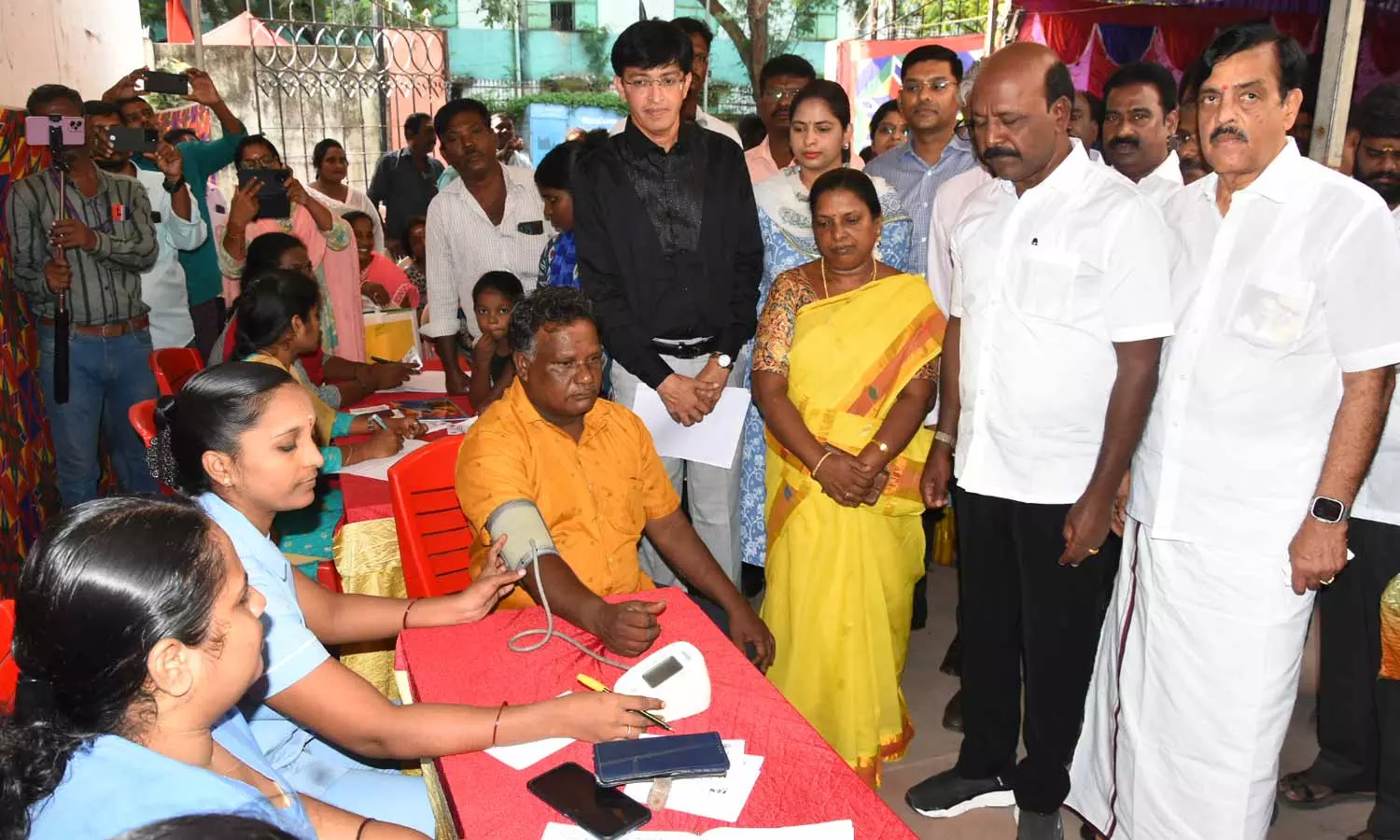 ஷெனாய் நகர், ஆலந்தூரில் 100 படுக்கை வசதியுடன் 2 புதிய ஆஸ்பத்திரிகள் 2 மாதத்தில் திறக்கப்படும்: அமைச்சர் தகவல்