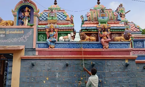 திண்டுக்கல் அருகே கோவிலில் சாமி சிலைகளை அவமதித்த மர்மகும்பலுக்கு வலை