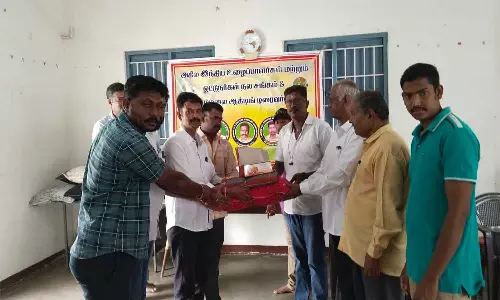 உடுமலையில்  ஆதரவற்ற முதியோர் இல்லத்திற்கு நலத்திட்ட உதவி-அன்னதானம்