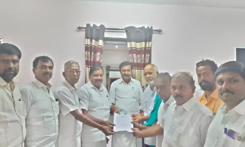 வெள்ளகோவில் விசைத்தறி உரிமையாளர்கள்-தொழிற்சங்கங்கள் இடையே போனஸ் ஒப்பந்த உடன்படிக்கை