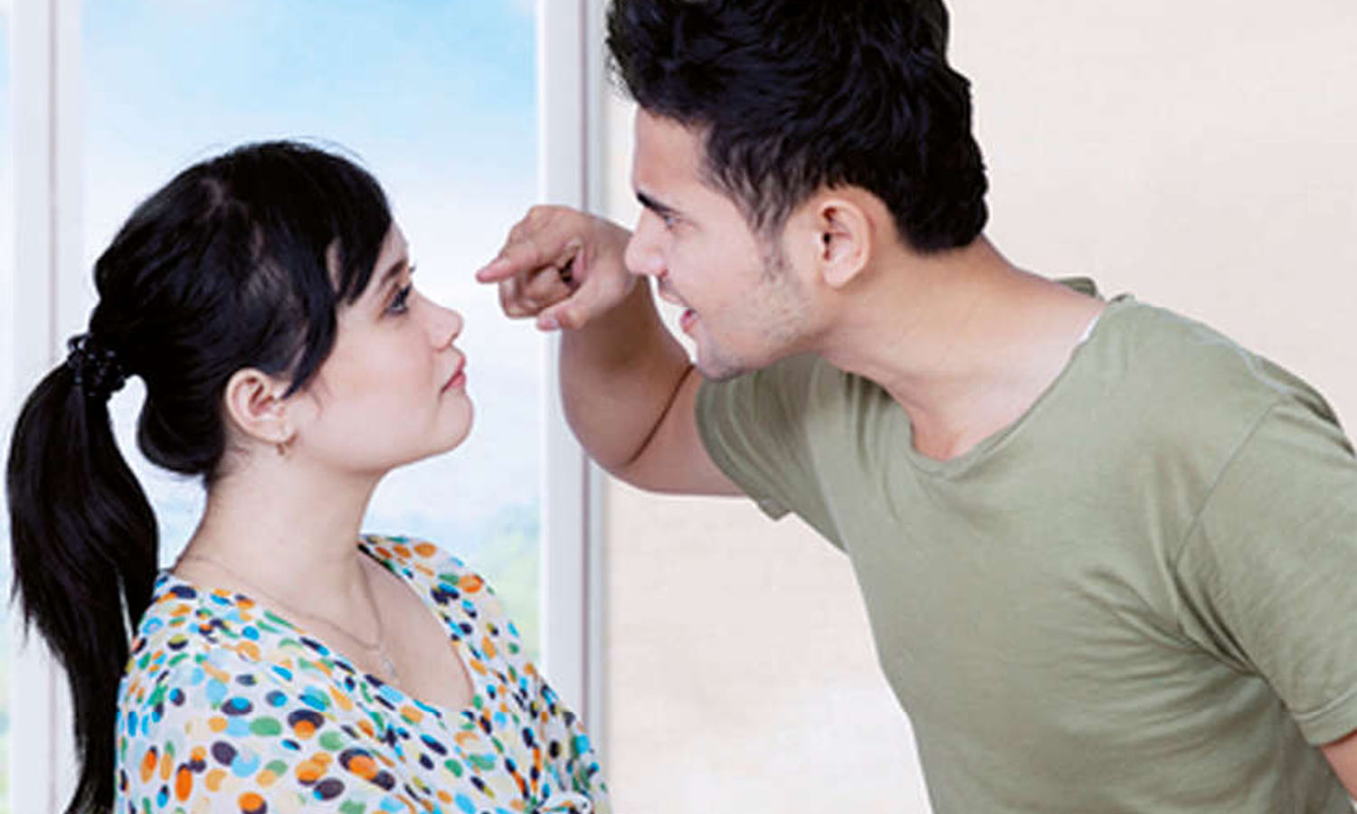 வீம்பை தவிருங்கள்: வேண்டாம் யார் முதலில் பேசுவது என்ற ஈகோ