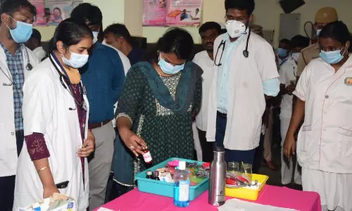 அரசு மருத்துவமனைகளில் கலெக்டர் ஆய்வு