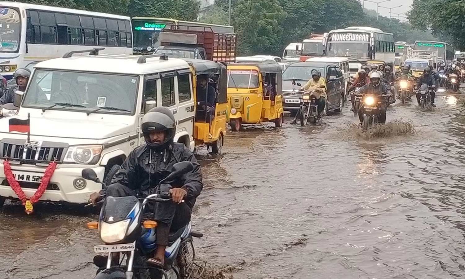 கனமழை எச்சரிக்கை: பேரிடர்களை தவிர்க்க உஷாராக இருக்குமாறு 27 மாவட்ட ...