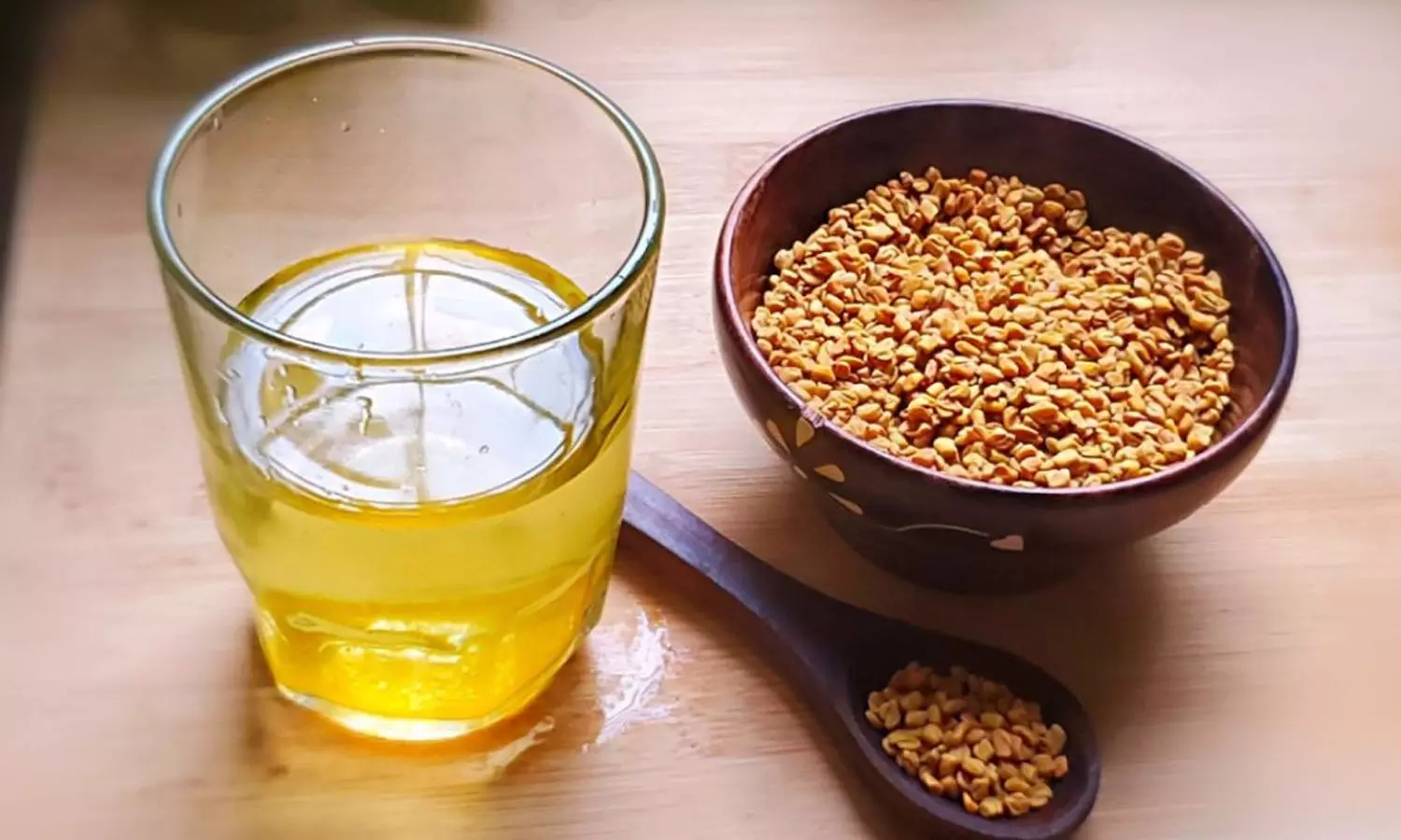 வெறும் வயிற்றில் வெந்தய தண்ணீர் குடிப்பதால் ஏற்படும் நன்மைகள்..!