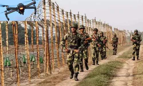 இந்தியாவுக்குள் ஊடுருவிய பாகிஸ்தான் டிரோன் சுட்டு வீழ்த்தப்பட்டது