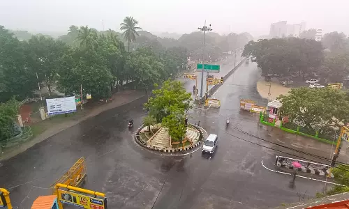 கடலூர் மாவட்டத்தில் கொட்டி தீர்க்கும் மழை