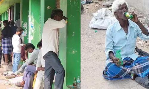 சாலையோரம் அமர்ந்து மது குடிக்கும் போதை கும்பலால் பெண்கள் அச்சம்