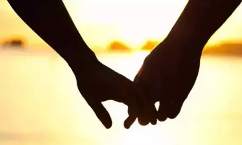 கோவையில் தீபாவளி பண்டிகையை கொண்டாட கள்ளக்காதலனுடன் பெண் ஓட்டம்