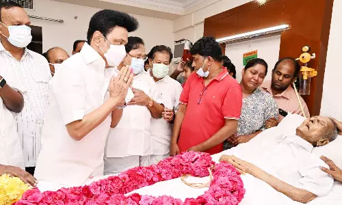 மூத்த தலைவர் சங்கரய்யா உடலுக்கு முதலமைச்சர் மு.க.ஸ்டாலின் நேரில் அஞ்சலி