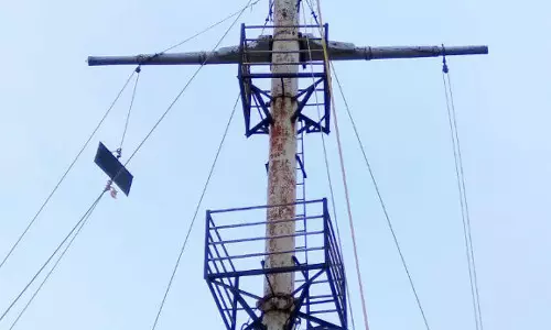 தமிழகம், புதுச்சேரியில் 9 துறைமுகங்களில் 1ம் எண் புயல் எச்சரிக்கை கூண்டு ஏற்றம்