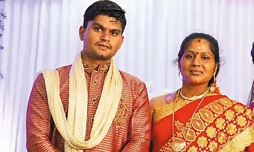 மகன் தற்கொலை செய்த அதிர்ச்சியில் உயிரை மாய்த்து கொண்ட தாய்