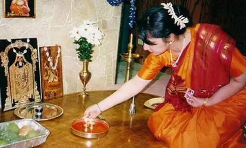 பெண்களின் பாதுகாப்புக்கு கந்தசஷ்டி கவசம் படியுங்கள்!