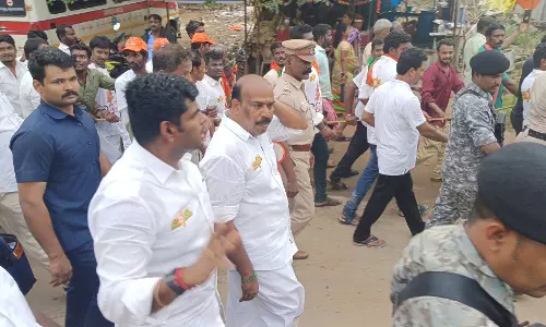 இளைஞர்களை ஏமாற்றி கையெழுத்து இயக்கம் நடத்துகிறது தி.மு.க. - அண்ணாமலை