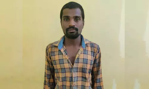 தீவட்டிப்பட்டி அருகே மோட்டார் சைக்கிள் திருடிய வாலிபர் கைது