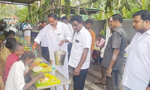 சொத்தவிளை சிவசுடலை மாடசுவாமி கோவில் கொடை விழாவில் அன்னதானம்