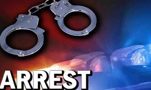 கோவையில் டீக்கடையில் கஞ்சா சாக்லெட் பதுக்கி விற்ற வடமாநில வாலிபர் கைது