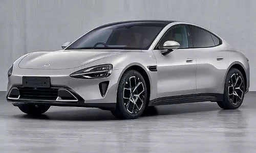 பி.எம்.டபிள்யூ.-வுக்கு சவால் விடும் புதிய கார் அறிமுகம்.. சியோமி அசத்தல்