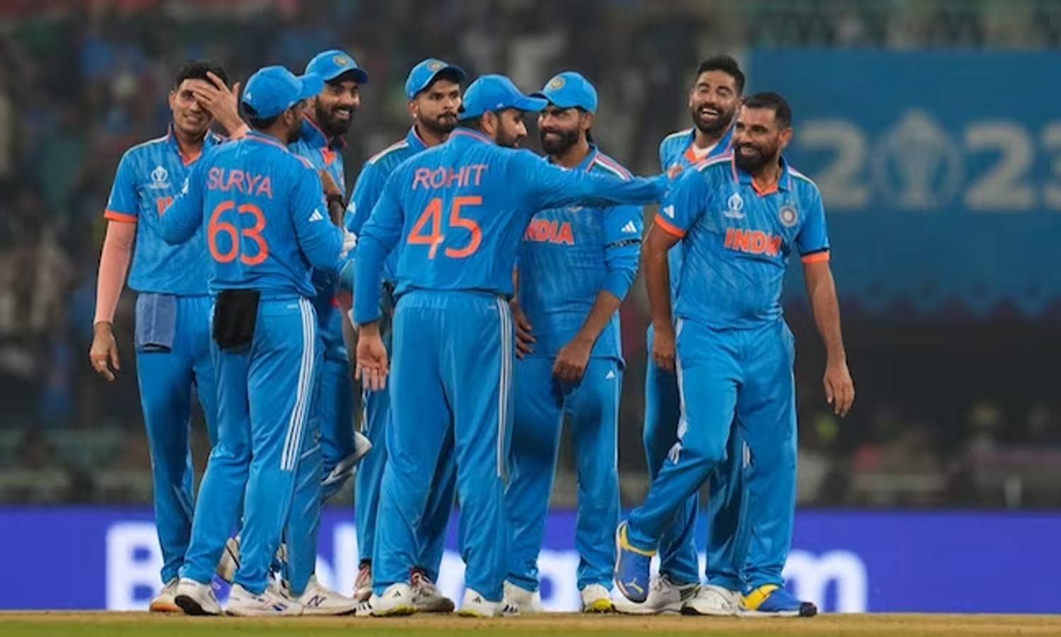 20 வருடங்களுக்குப் பிறகு இறுதிப் போட்டியில் நேருக்குநேர் மோதும் இந்தியா- ஆஸ்திரேலியா 20 வருடங்களுக்குப் பிறகு இறுதிப் போட்டியில் நேருக்குநேர் மோதும் இந்தியா- ஆஸ்திரேலியா