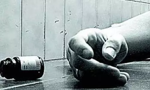 கோவையில் நாய் துரத்தியதில் காயம்- வலிக்காக மாத்திரை சாப்பிட்ட மூதாட்டி  பலி