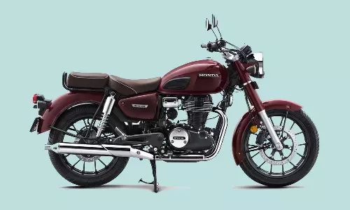 வேற லெவல் அம்சங்கள்.. ராயல் என்பீல்டுக்கு நேரடி போட்டி.. புதிய CB350 அறிமுகம் செய்த ஹோண்டா