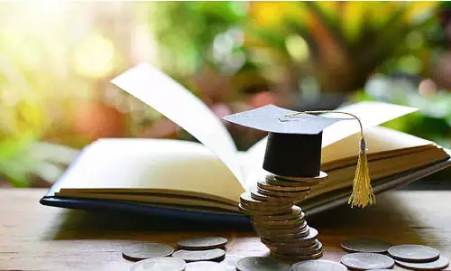 திருப்பூர் கலெக்டர் அலுவலகத்தில் சிறப்பு கல்விக்கடன் முகாம்