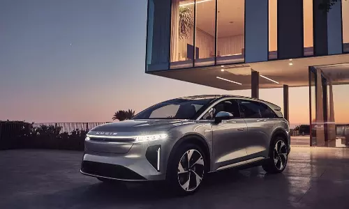 708கிமீ ரேன்ஜ்.. அசத்தலான எலெக்ட்ரிக் எஸ்.யு.வி. அறிமுகம்