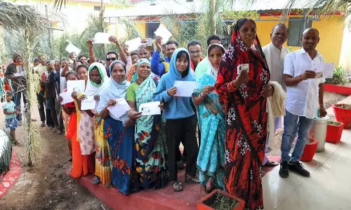 சத்தீஸ்கரில் 2ம் கட்ட வாக்குப்பதிவு நிறைவு- 5 மணி நிலவரப்படி 67 சதவீதம் பதிவு