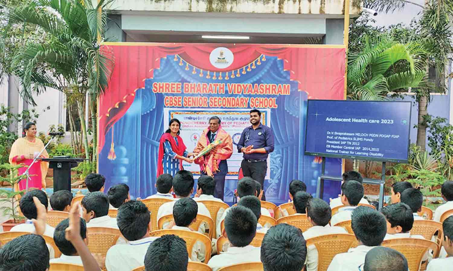 அகரம் பாரத் வித்யாஸ்ரம் பள்ளியில் மாணவர்களுக்கு விழிப்புணர்வு நிகழ்ச்சி