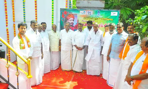 வ.உ.சி. சிலைக்கு முதலமைச்சர் ரங்கசாமி, மத்திய மந்திரி முருகன் மாலை அணிவித்து மரியாதை