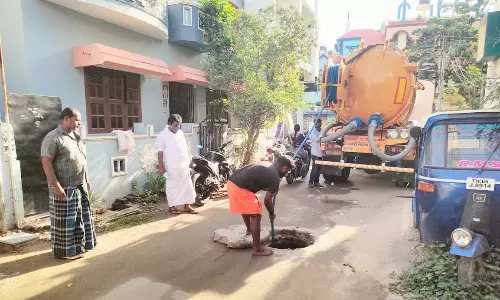 பாதாள சாக்கடை பிரச்சினை படிப்படியாக தீர்க்கப்படும்-நகரசபை தலைவர் உறுதி
