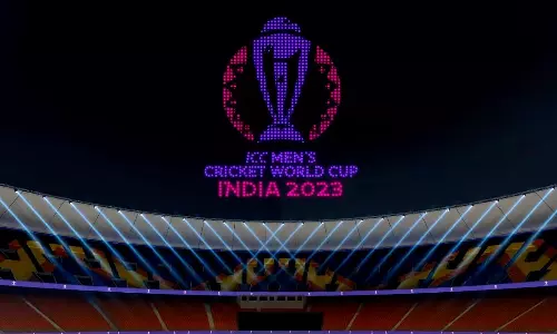 உலகக்கோப்பை இறுதிப்போட்டியை நேரில் காண வரும் பிரபலங்கள்