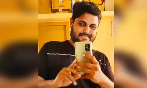 திருச்செங்கோட்டில் வாகனம் மோதி ரிக் வண்டி உரிமையாளர் பலி