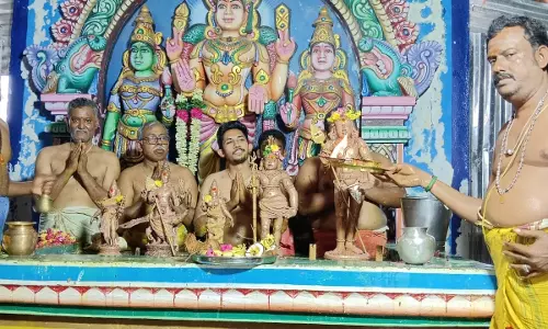 செட்டிகுளம் முருகன் கோயிலில் சூரசம்ஹாரம்