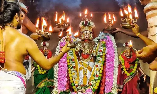 ஆன்மிகம்: இன்றைய முக்கிய நிகழ்வுகள் மற்றும் பஞ்சாங்கம்