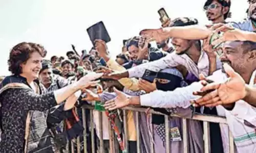 நாட்டு நாட்டு பாடல் பாடி பிரியங்கா காந்தி பிரசாரம்: கட்சிகள் இடையே ரகசிய தொடர்பு உள்ளதாக ஆவேசம்