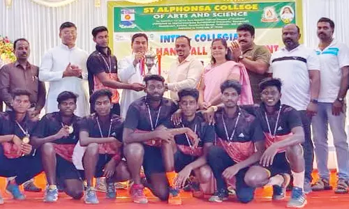 புனித அல்போன்சா கல்லூரியில் பல்கலைக்கழக அளவிலான கைப்பந்து போட்டி