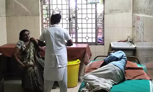 குளச்சலில் அம்மா உணவக கூரை உடைந்து விழுந்தது; தம்பதி படுகாயம்