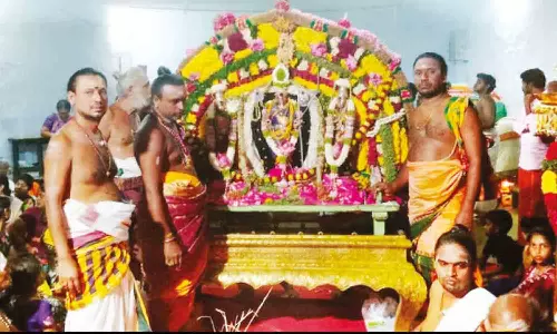 சிவன்மலை முருகன் கோவிலில் திருக்கல்யாண உற்சவம் திரளான பக்தர்கள் சாமி தரிசனம்