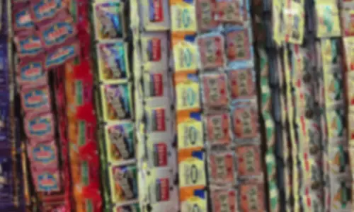 குட்கா வழக்கு விசாரணை மீண்டும் சூடுபிடிக்கிறது: கலக்கத்தில் முன்னாள் அமைச்சர்கள்