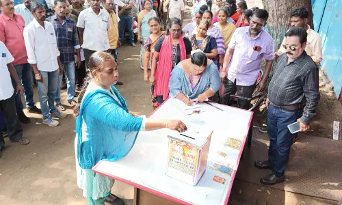 எஸ்.ஆர்.எம்.யூ உறுப்பினர்களிடம் ரகசிய வாக்கெடுப்பு