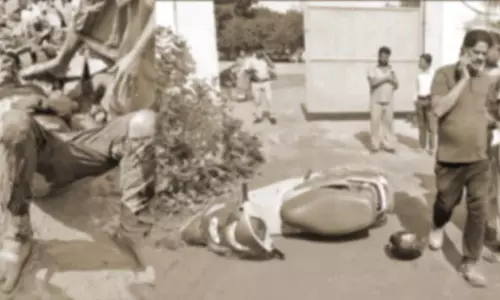 நெல்லை டவுனில் ரியல் எஸ்டேட் அதிபருக்கு சரமாரி அரிவாள் வெட்டு