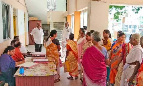 பல்லடம் அருகே கரையான்புதூரில் கழிவுநீர் கால்வாய் அமைத்து தர பொதுமக்கள் கோரிக்கை