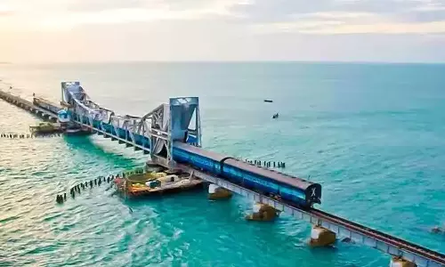 முதல் கடல் பாலம்